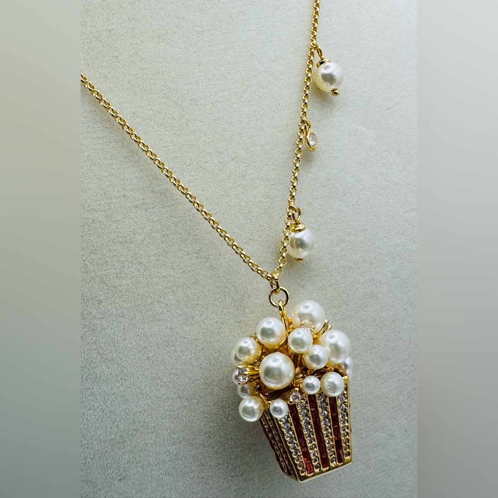KATE SPADE 🍿Winter Carnival Popcorn Pendant Necklace NWT - Picture 6 of 9